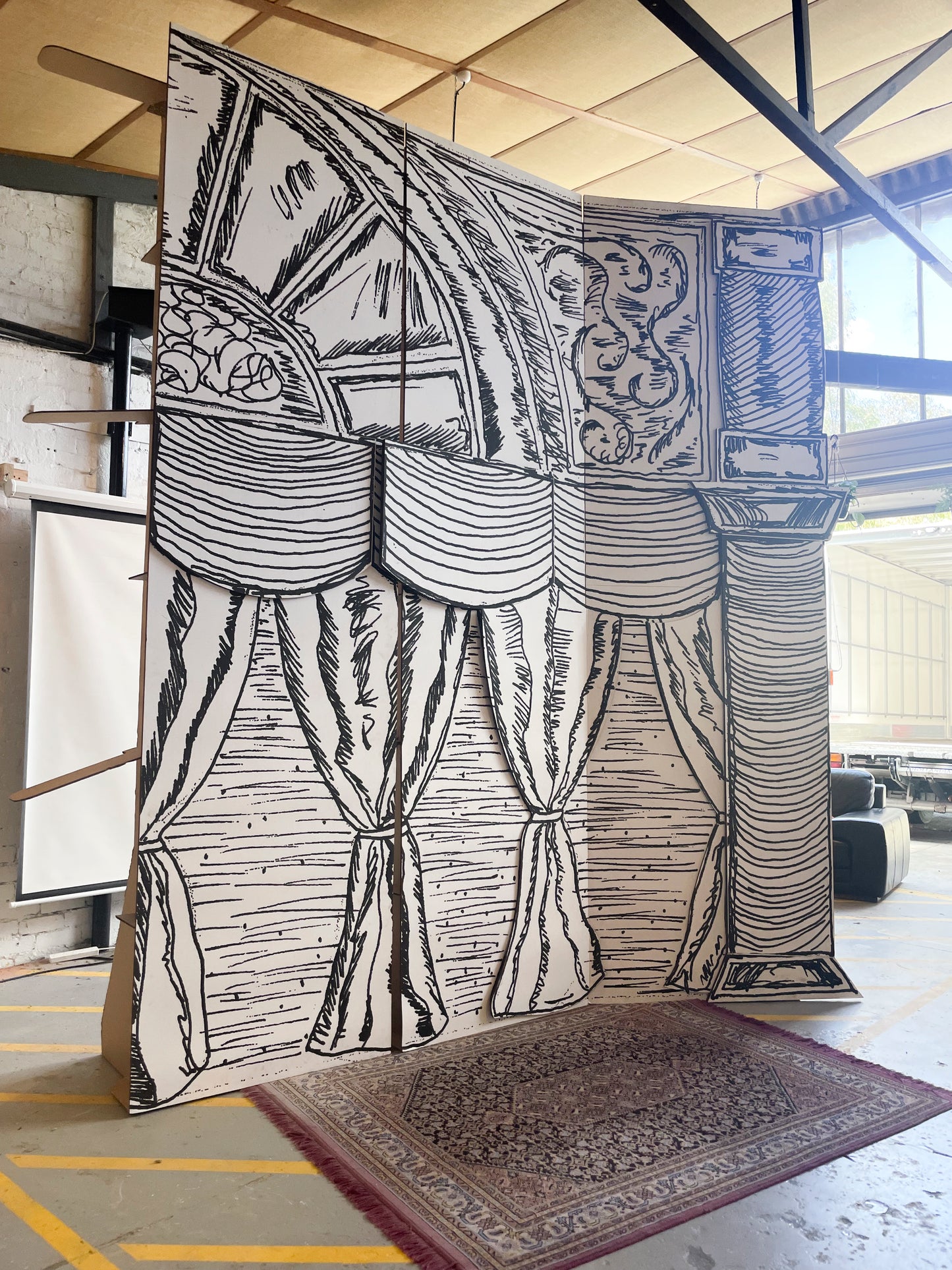 Flat-pack Theatre Wall